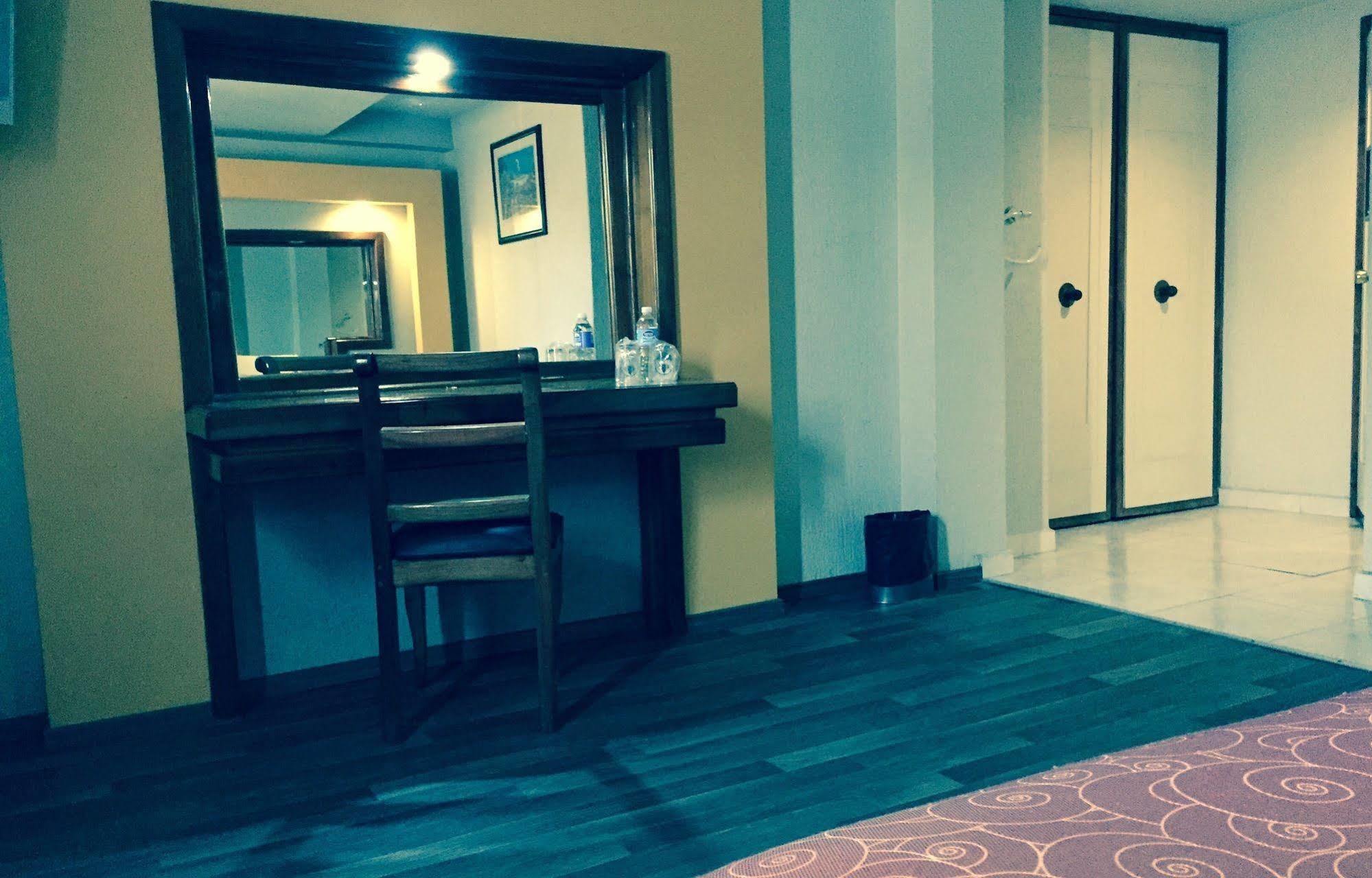 Hotel Mina Mexico City Eksteriør billede